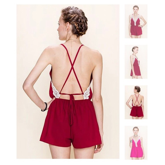 🔥SOLD🔥 Boutique Romper - Picture 4 of 4